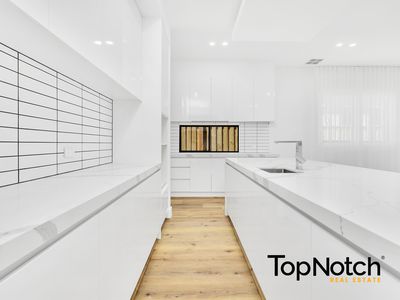 5 Spire Crescent, Beveridge