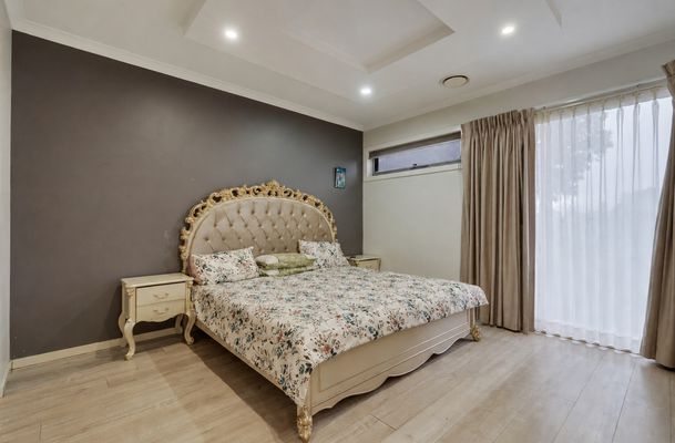 24 Peninsula Crescent, Craigieburn