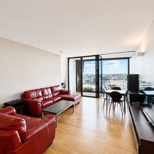 2609 / 3 Carlton Street