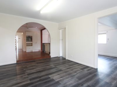 1401 North Road, Oakleigh East