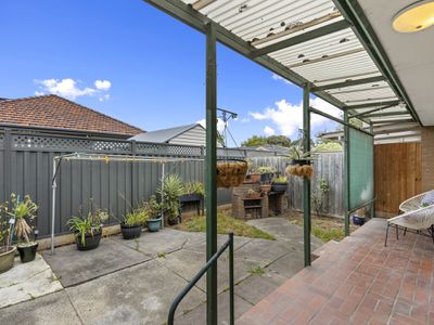 1 / 200 Melville Road, Pascoe Vale South