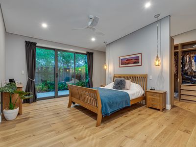 39 Victory Parade, Yanchep