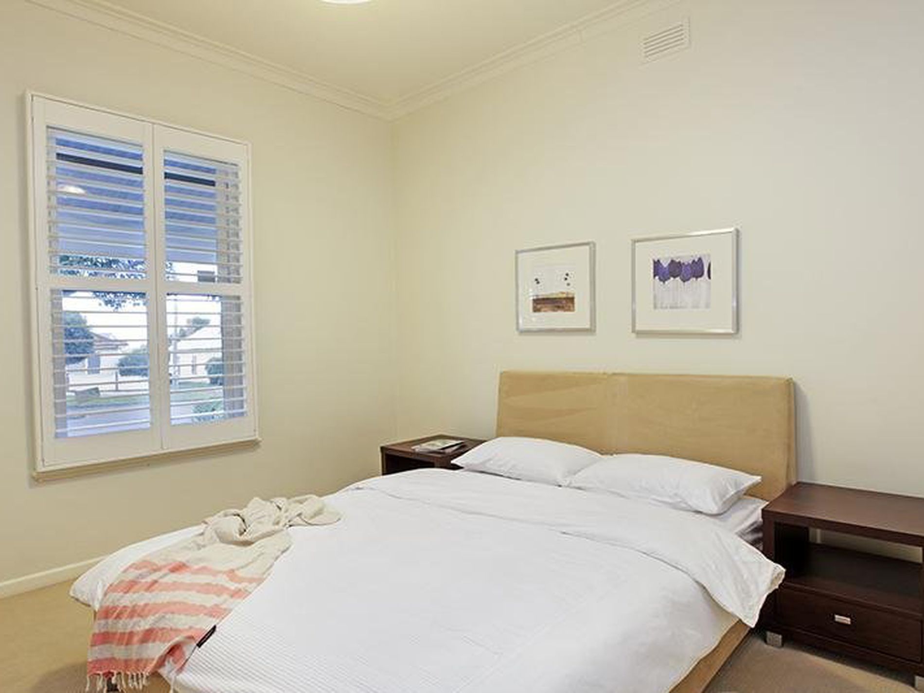 8 Bourke Crescent, Geelong