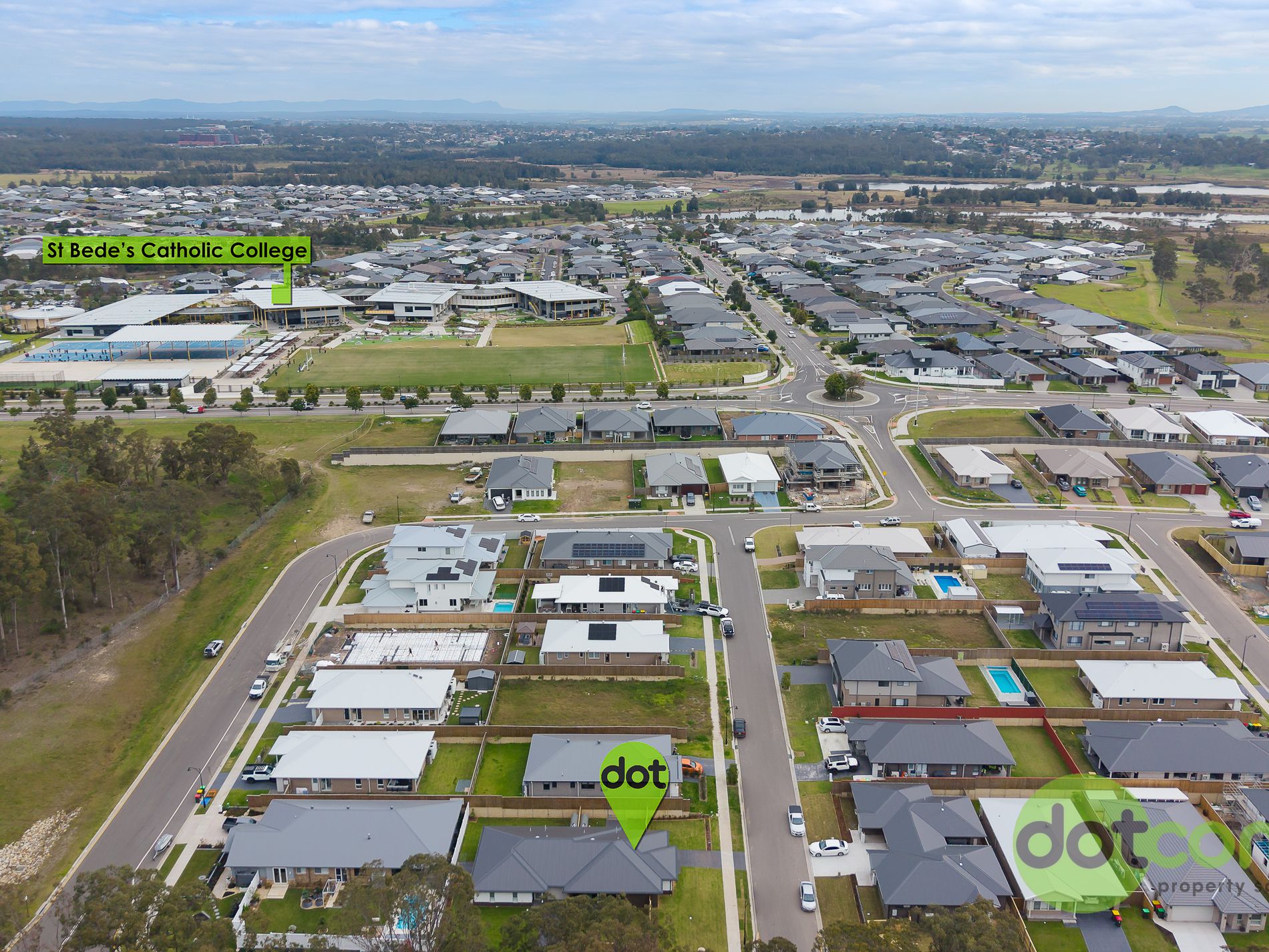 2 / 12 Aurora Way, Chisholm