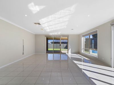 12 Relph Avenue, Sale