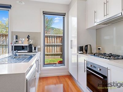 67B Grieve Parade, Altona