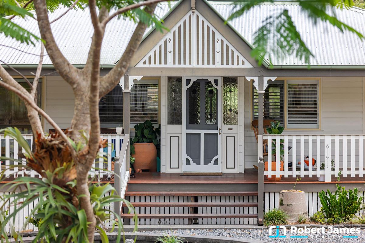 90 Redwood Road, Doonan