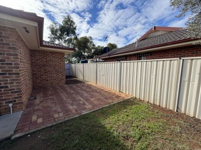 4 Evanside Parade, Griffith