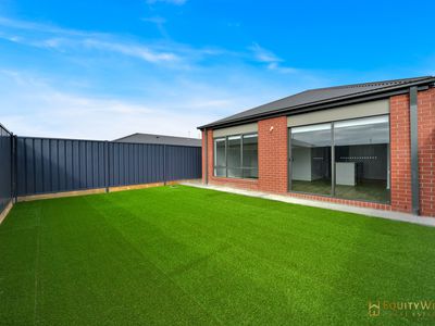 29 Tecoma Street, Manor Lakes