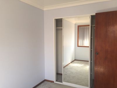 1 / 61 Minda Crescent, Balarang