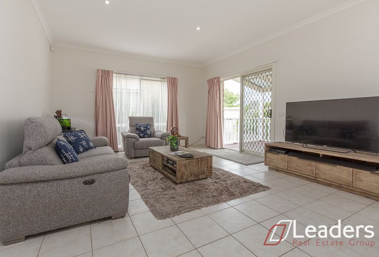 10 BAKER AVENUE, Glen Waverley