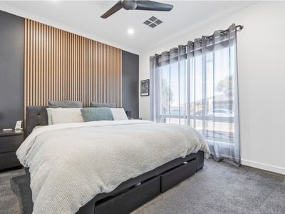 6 Jarrah Drive, Munno Para West