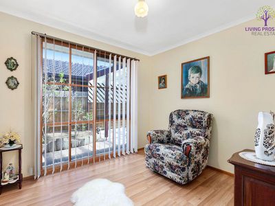 80 Mintaro Way, Seabrook