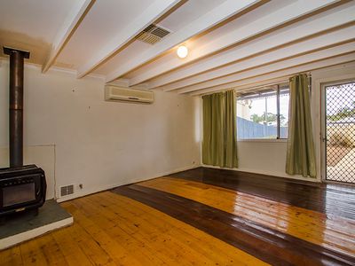 96 Varden Street, Piccadilly