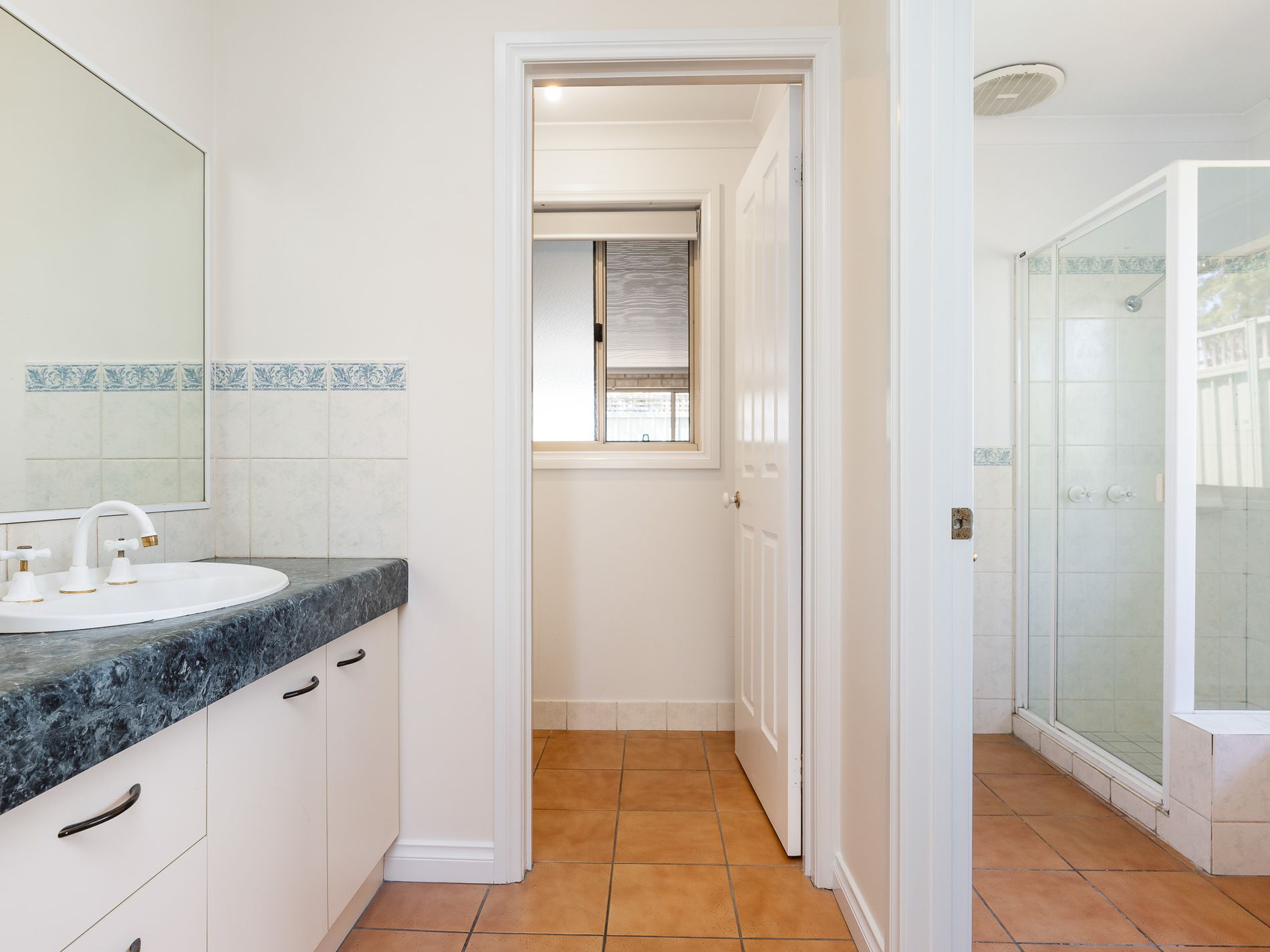 2 PARK LANE, Wodonga