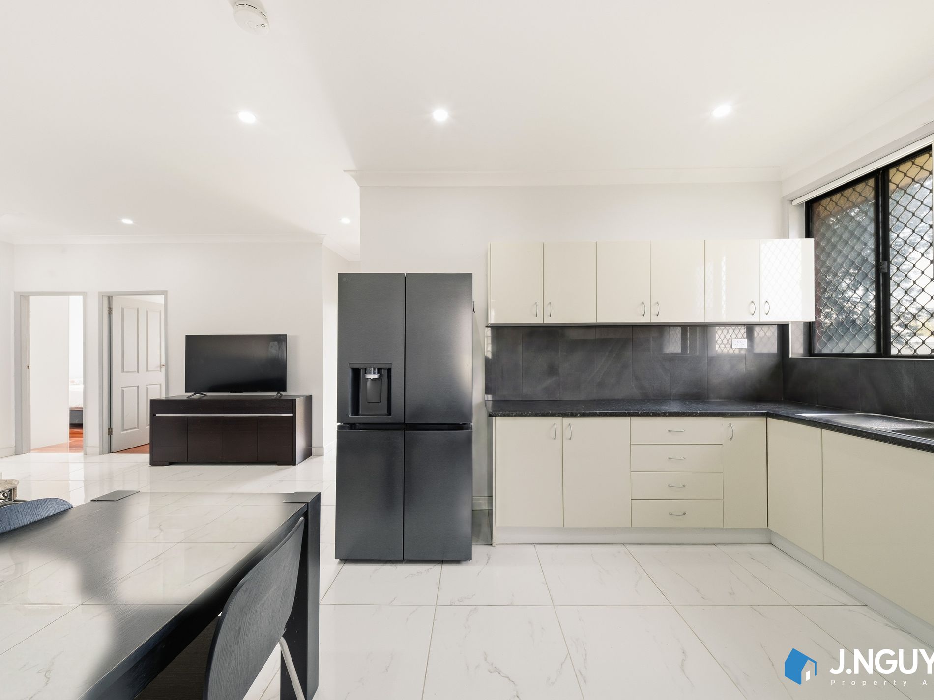 14 Kambala Crescent, Fairfield West