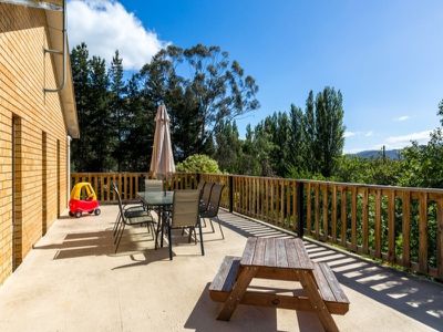 40 Mountain River Road, Mountain River