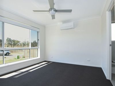 4 Dawn Drive, Glenvale