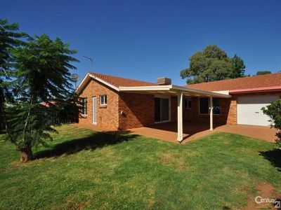 4 Davidson Drive, Dubbo