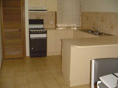 Unit 2 / 2 Maplehurst Avenue, Hoppers Crossing