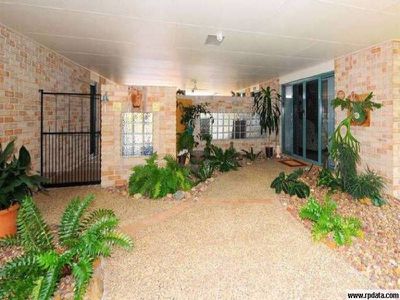 7 Wilton Court, Torquay
