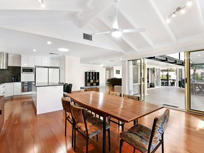 3 Charolais Crescent, Benowa