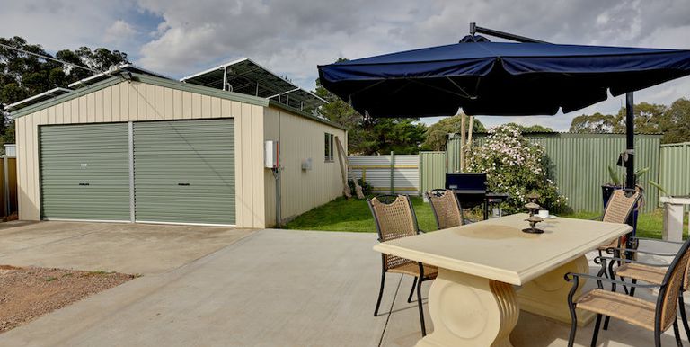 15 Elizabeth Street, Euroa
