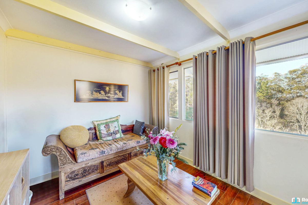 42 Hillview Lane, Pomona