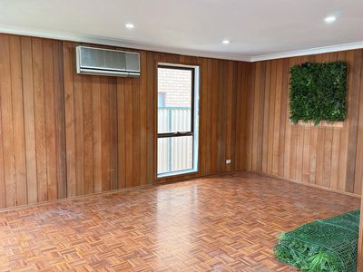20 Enfield Close, St Johns Park