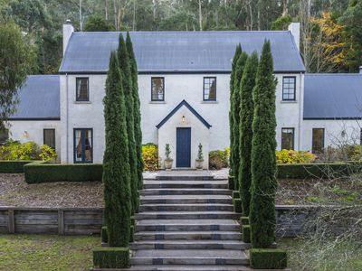 26 Douglas Road, Mount Macedon