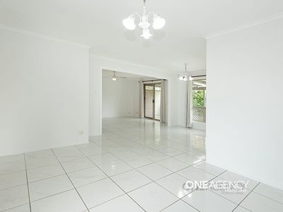 28 Clifton Cres, Durack