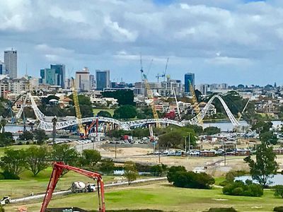 805 / 19 The Circus, Burswood