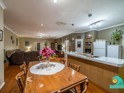 86 Lagoon Drive, Yanchep