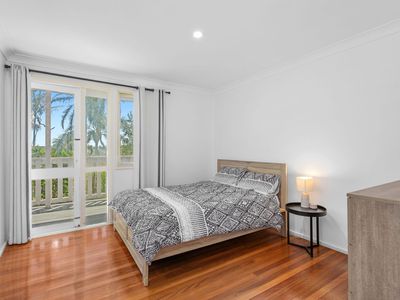 27 Well Street, Forster
