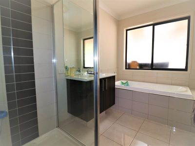 14 Lightwood Ave, Seymour