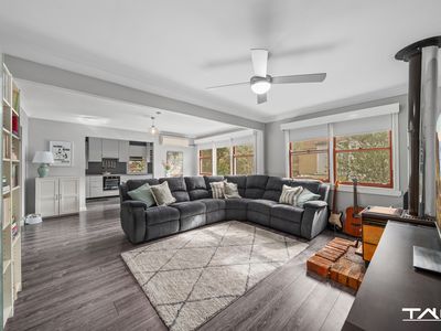 11 Crestbrook Street, Seven Hills