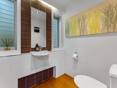 12B Parr Terrace, Castor Bay