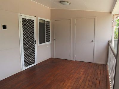 2 / 40 First Avenue, Kingaroy