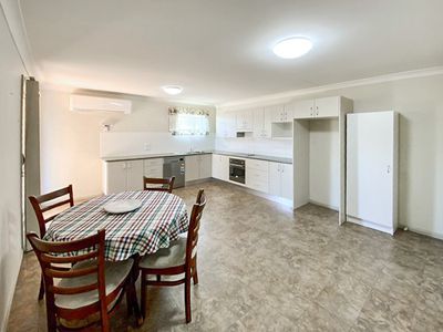 20 Clarence Street, Forbes