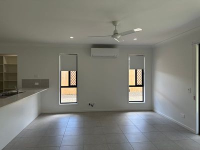 4 Leatherwood Street, Fernvale