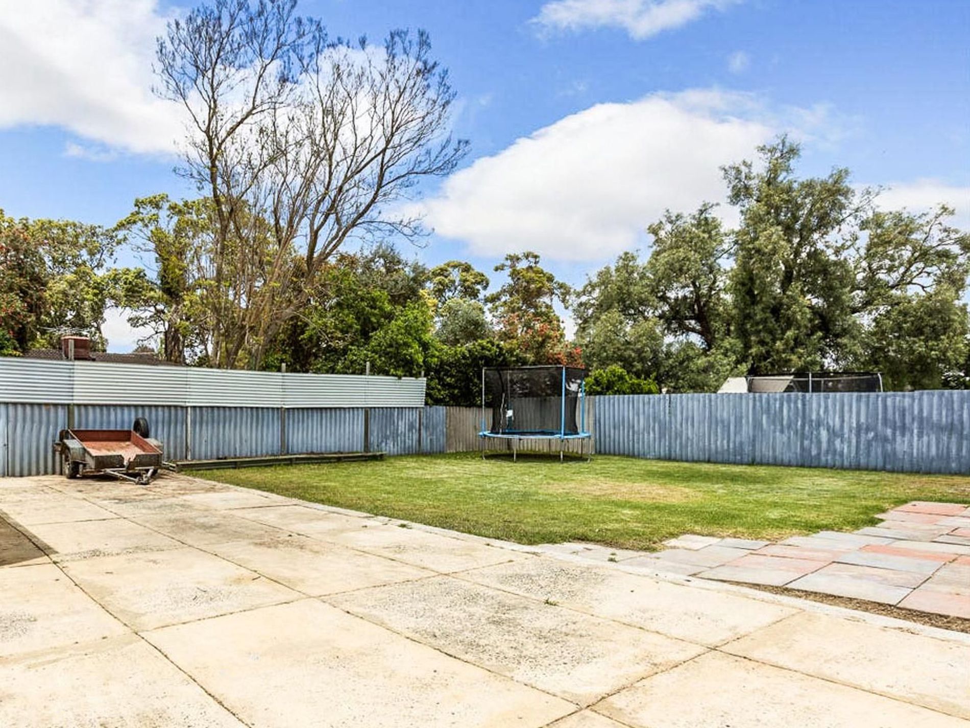 12 Cronin Place, Armadale