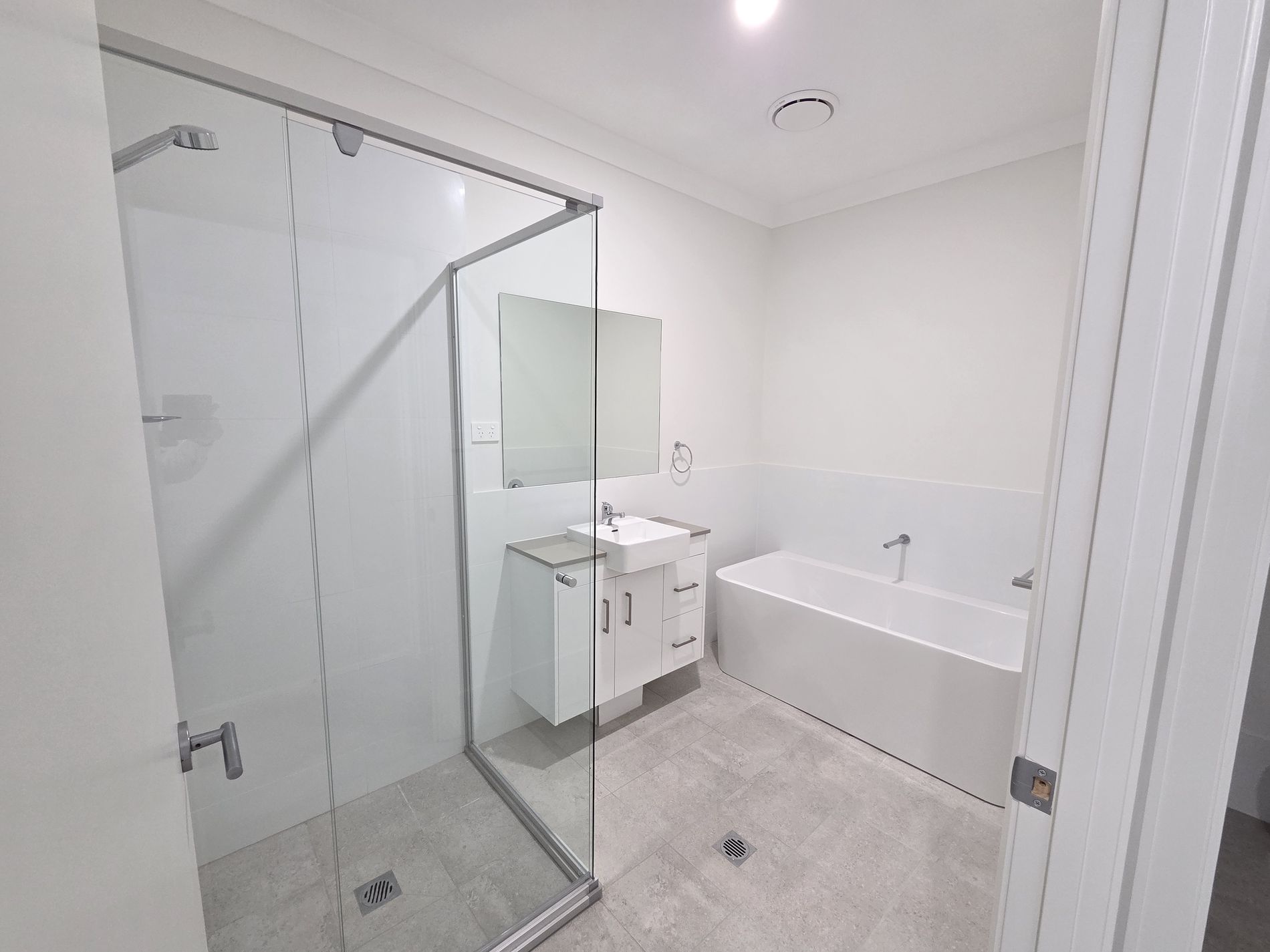 2/18 Crossing Street, Bellbird