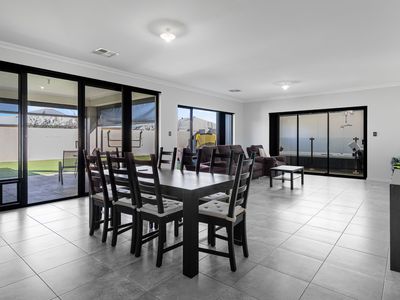 1 Coalseam Street, Ellenbrook
