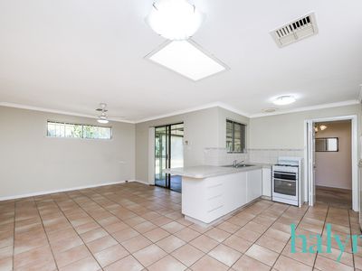 27 Methuen Way, Duncraig