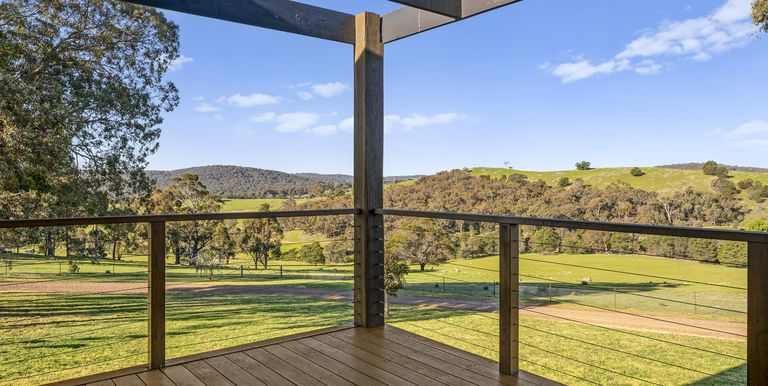 665 Fernhills Road, Marraweeney