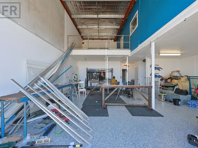 10 / 84 Barberry Way, Bibra Lake