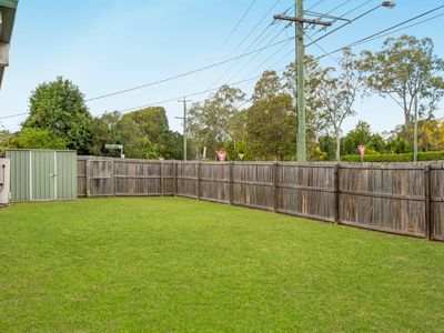2 Sandy Creek Avenue, Camira