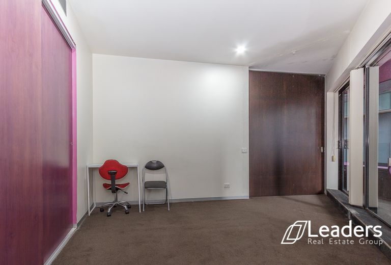 115 / 300 SWANSTON STREET, Melbourne