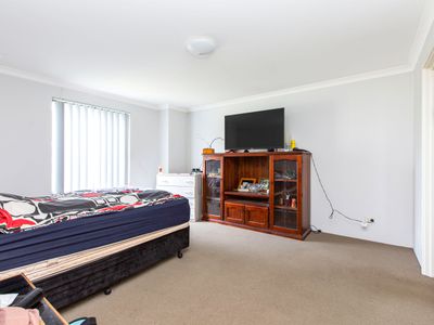 1 / 62 Winton Street, Carey Park