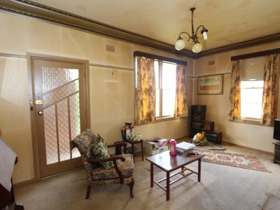 1 Hill Street, West Bathurst